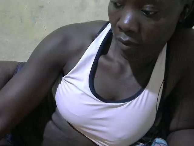 Leslie-villa from BongaCams