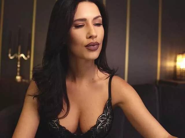 Explore our live girls sluts from our Custom and Multi clubs and checkout exclusive access to highly interactive content, such as shape, hair, titties, pussy type and many more.