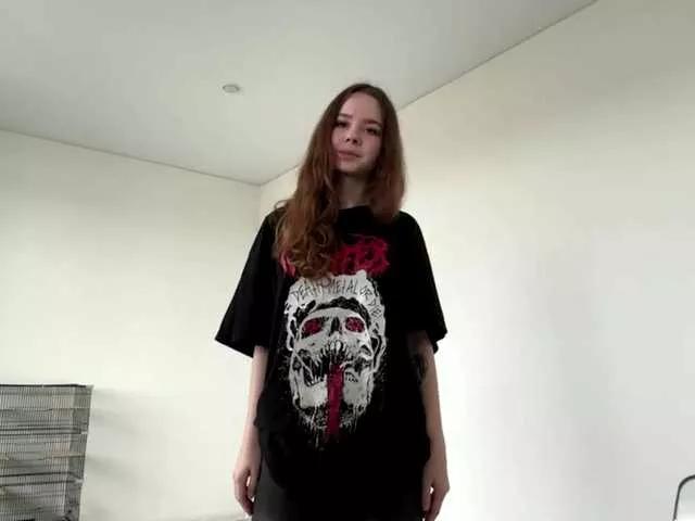 Lil-RO-XO from BongaCams is Freechat