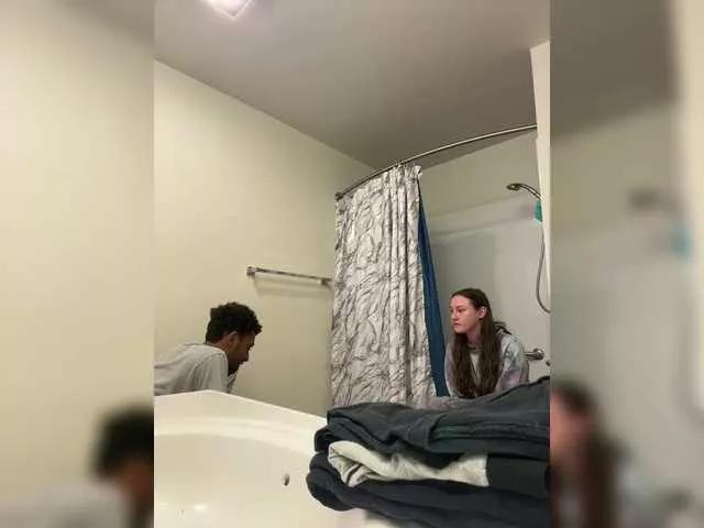 Lilbucket908 from BongaCams