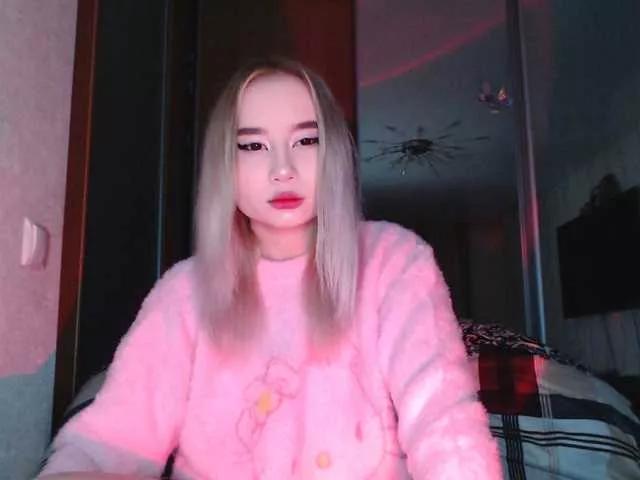 LilCharliey from BongaCams
