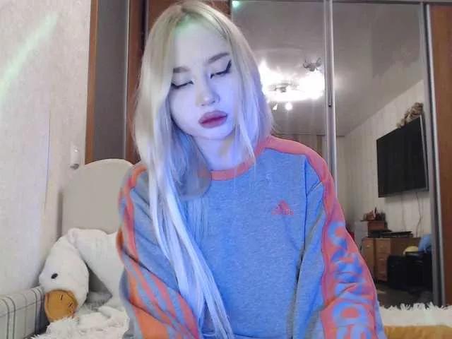 LilCharliey from BongaCams