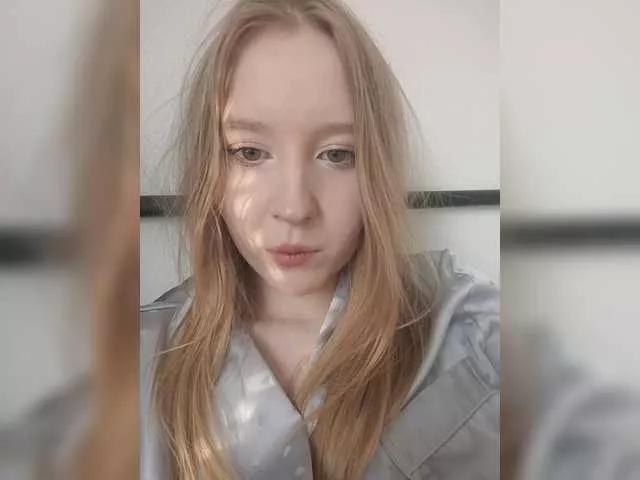 Lilith- from BongaCams