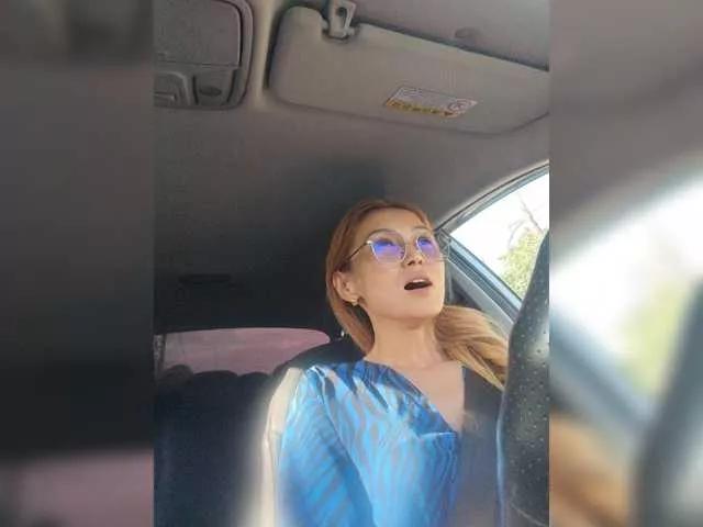 LiliToli1 from BongaCams