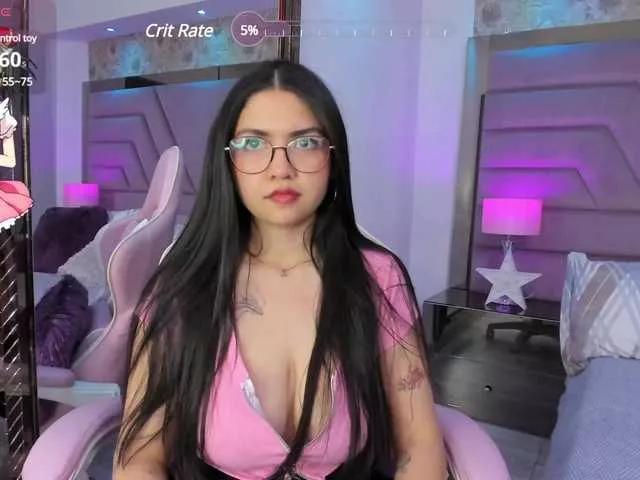 Explore our live girls sluts from our Custom and Multi clubs and checkout exclusive access to highly interactive content, such as shape, hair, titties, pussy type and many more.