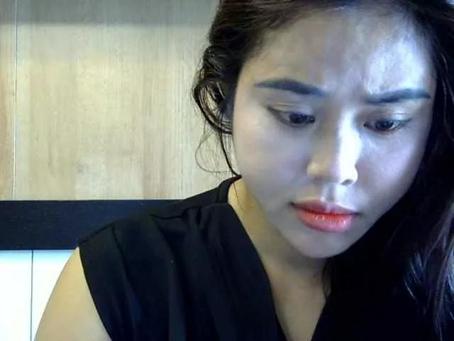 linhcutebaby from BongaCams is Freechat