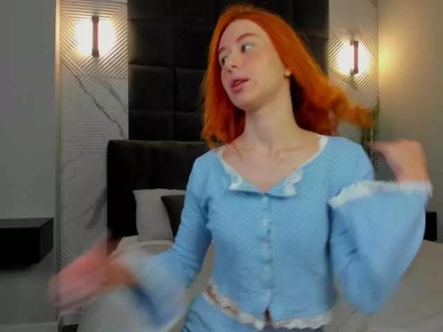 Lisa-foxy from BongaCams is Freechat