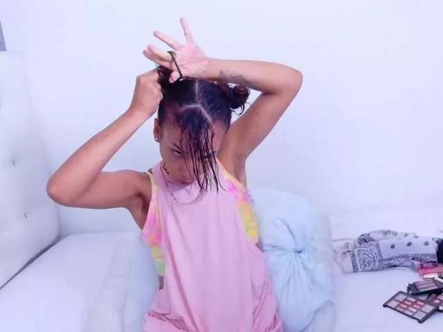 Explore our live girls sluts from our Custom and Multi clubs and checkout exclusive access to highly interactive content, such as shape, hair, titties, pussy type and many more.