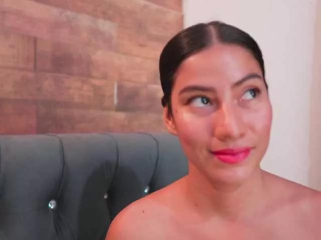 Little-Crazy from BongaCams