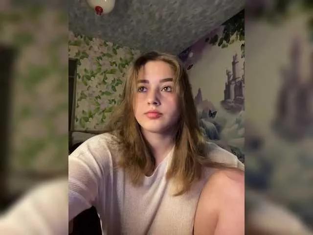 Explore our live girls sluts from our Custom and Multi clubs and checkout exclusive access to highly interactive content, such as shape, hair, titties, pussy type and many more.