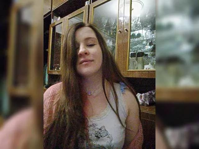 Little-Fox- from BongaCams