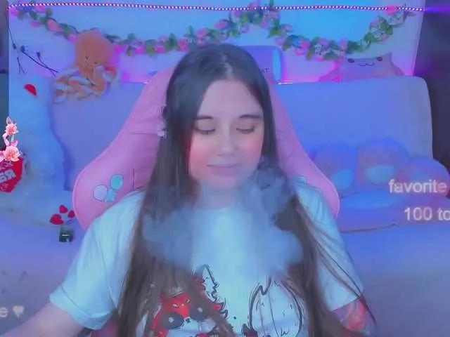 LittleKitsune from BongaCams