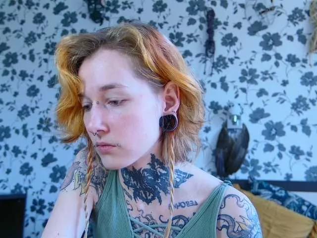 Explore our live girls sluts from our Custom and Multi clubs and checkout exclusive access to highly interactive content, such as shape, hair, titties, pussy type and many more.