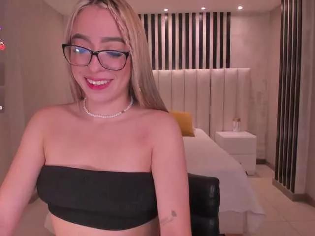 LizzCooper from BongaCams is Freechat