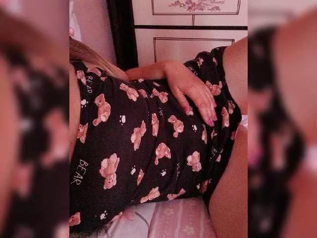 Lizzy2002 from BongaCams