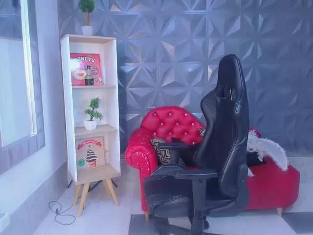 loaizalust from BongaCams is Freechat