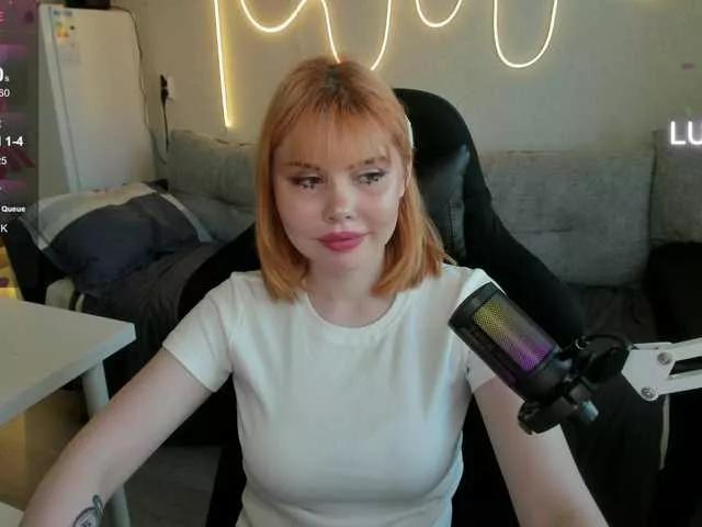 Explore our live girls sluts from our Custom and Multi clubs and checkout exclusive access to highly interactive content, such as shape, hair, titties, pussy type and many more.