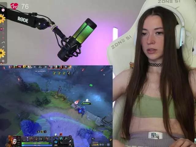 lollipop-o from BongaCams