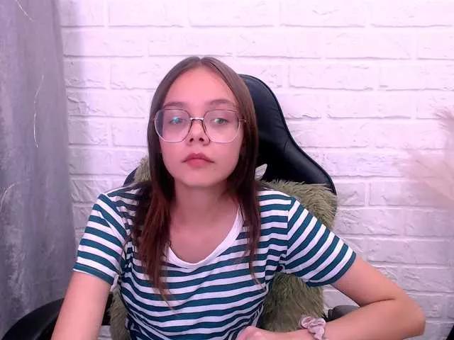 LollyPolly from BongaCams