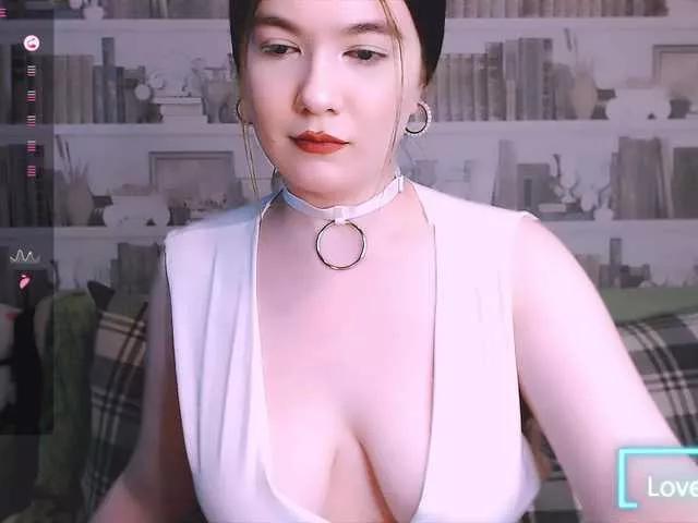 Explore our live girls sluts from our Custom and Multi clubs and checkout exclusive access to highly interactive content, such as shape, hair, titties, pussy type and many more.