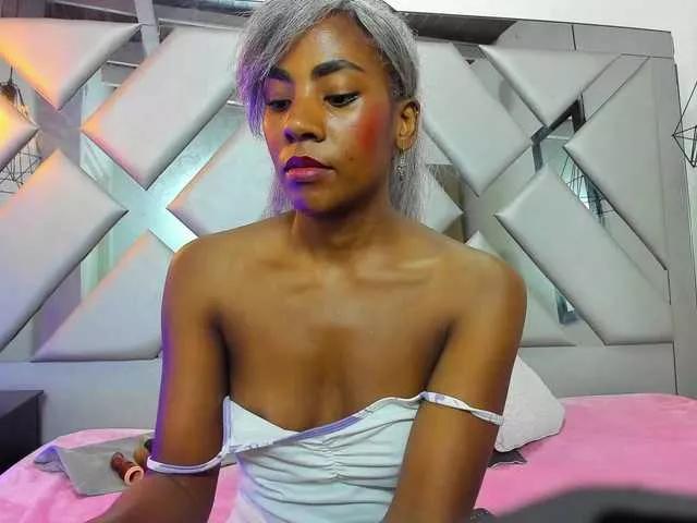 Lorenn-Hill1 from BongaCams is Freechat