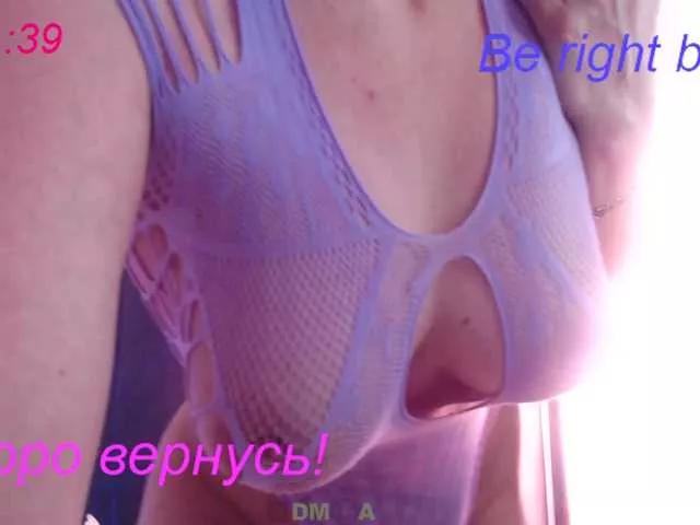 Explore our live girls sluts from our Custom and Multi clubs and checkout exclusive access to highly interactive content, such as shape, hair, titties, pussy type and many more.
