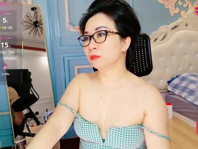 LucianaMeca from BongaCams is Freechat