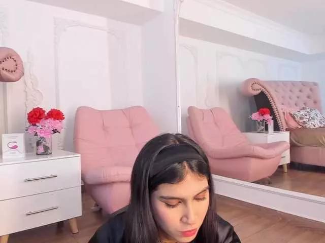 LucianaRoa from BongaCams is Freechat