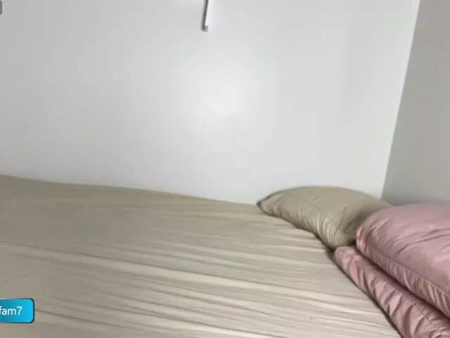 lul1lovee from BongaCams