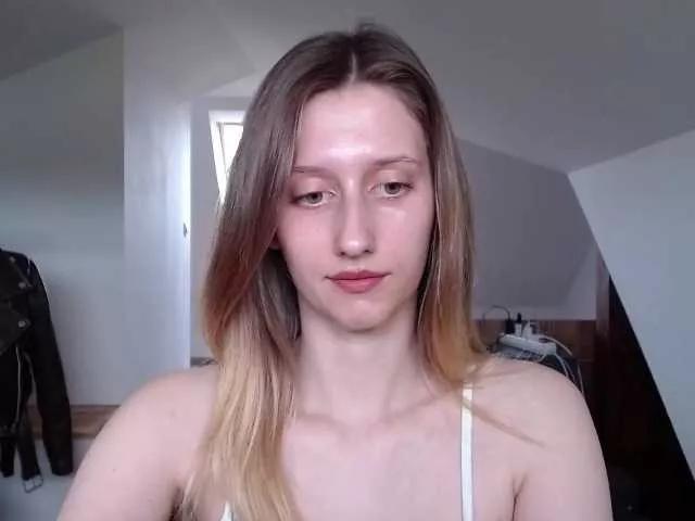 Explore our live girls sluts from our Custom and Multi clubs and checkout exclusive access to highly interactive content, such as shape, hair, titties, pussy type and many more.