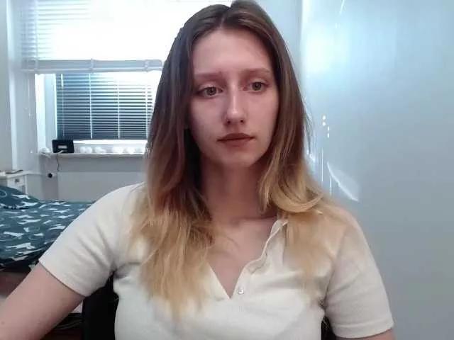 Explore our live girls sluts from our Custom and Multi clubs and checkout exclusive access to highly interactive content, such as shape, hair, titties, pussy type and many more.