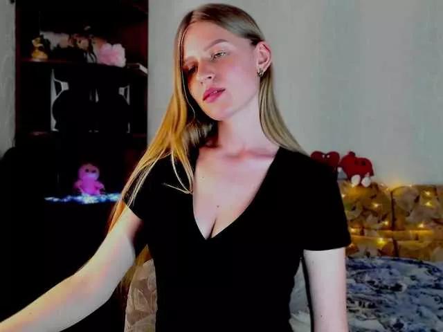 Explore our live girls sluts from our Custom and Multi clubs and checkout exclusive access to highly interactive content, such as shape, hair, titties, pussy type and many more.