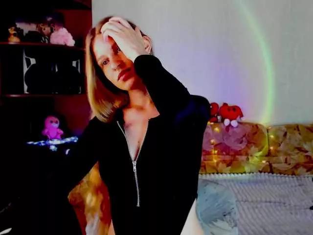 LunaEvan from BongaCams is Freechat