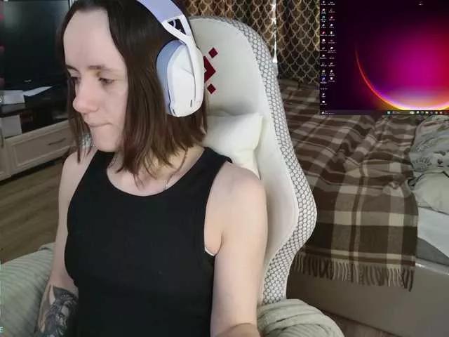 Explore our live girls sluts from our Custom and Multi clubs and checkout exclusive access to highly interactive content, such as shape, hair, titties, pussy type and many more.