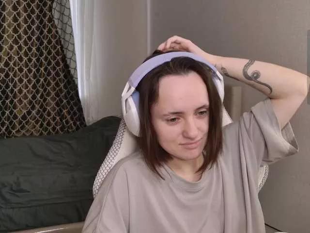 Explore our live girls sluts from our Custom and Multi clubs and checkout exclusive access to highly interactive content, such as shape, hair, titties, pussy type and many more.