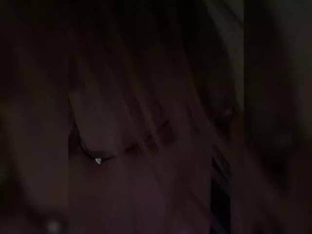 LunaTempt from BongaCams is Freechat