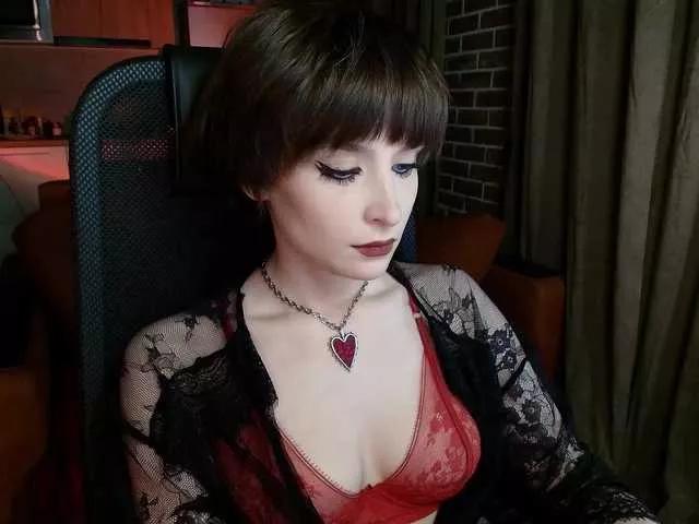 Explore our live girls sluts from our Custom and Multi clubs and checkout exclusive access to highly interactive content, such as shape, hair, titties, pussy type and many more.
