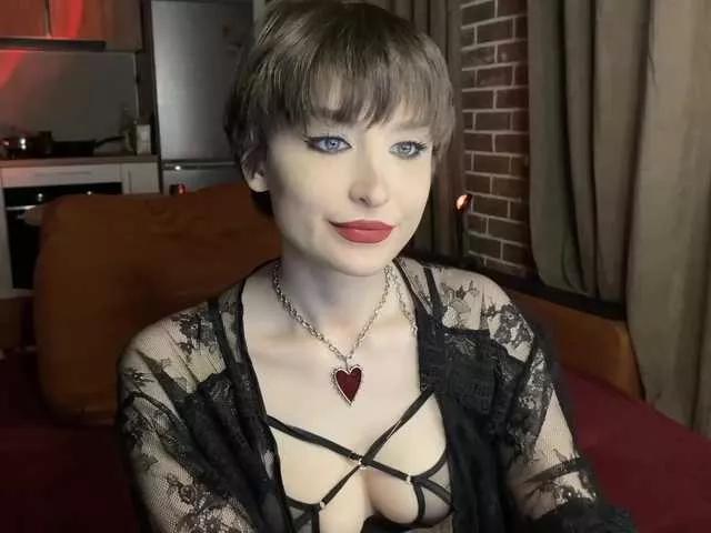 Explore our live girls sluts from our Custom and Multi clubs and checkout exclusive access to highly interactive content, such as shape, hair, titties, pussy type and many more.