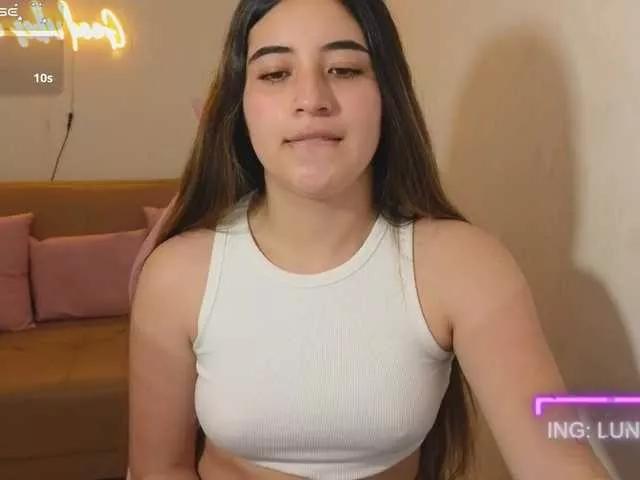 Lunna-tay from BongaCams