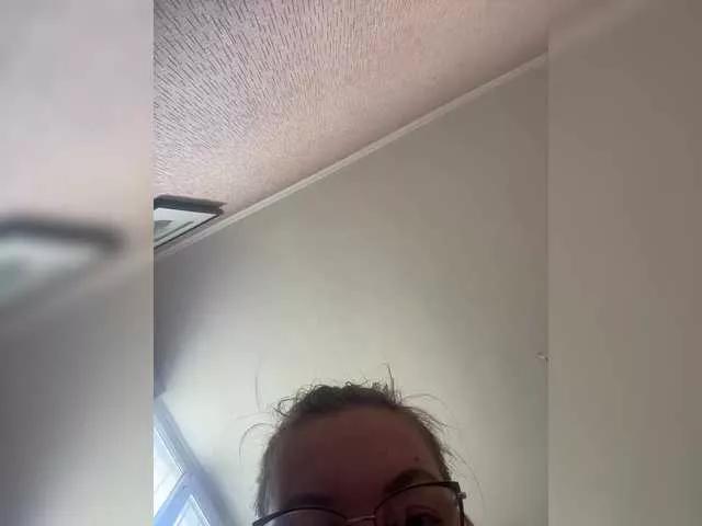 LynnMonica from BongaCams