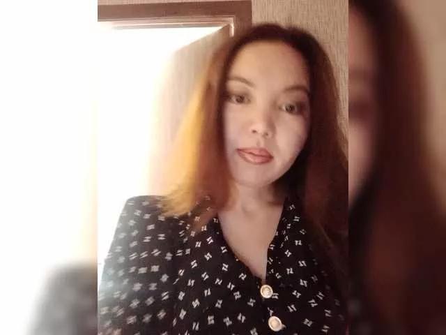 LynnMonica from BongaCams