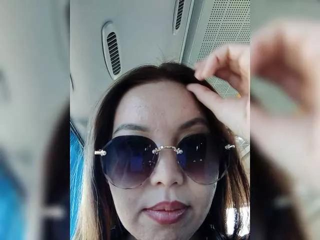 LynnMonica from BongaCams