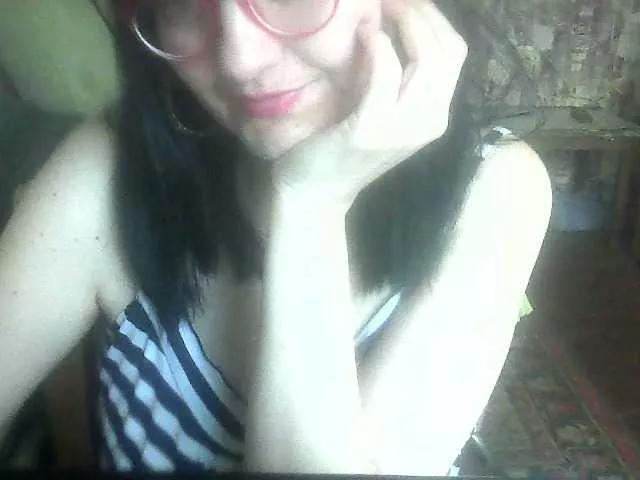 LynnYana from BongaCams