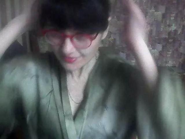 LynnYana from BongaCams