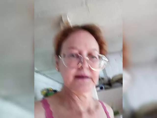 Madam-oss from BongaCams
