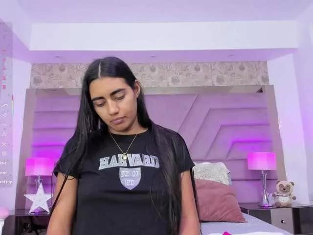 MaddieKurst from BongaCams