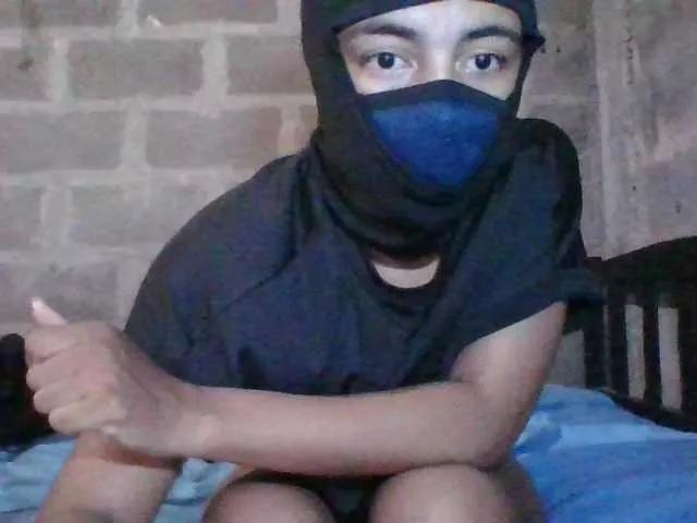 Maddy29 from BongaCams