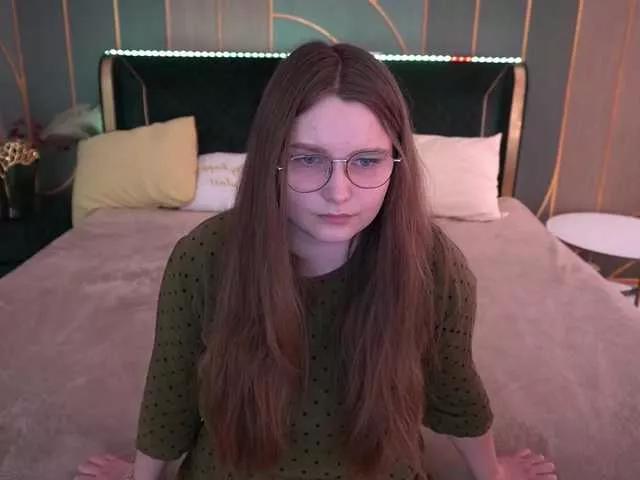 Explore our live girls sluts from our Custom and Multi clubs and checkout exclusive access to highly interactive content, such as shape, hair, titties, pussy type and many more.