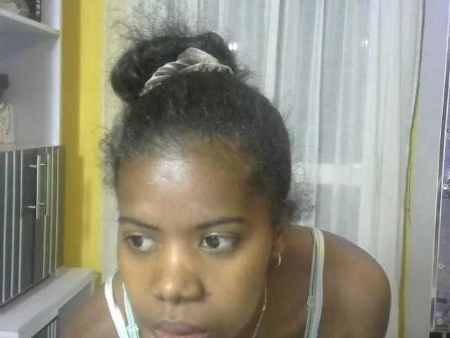 Maha19x from BongaCams