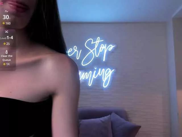 MaiaCollins1 from BongaCams